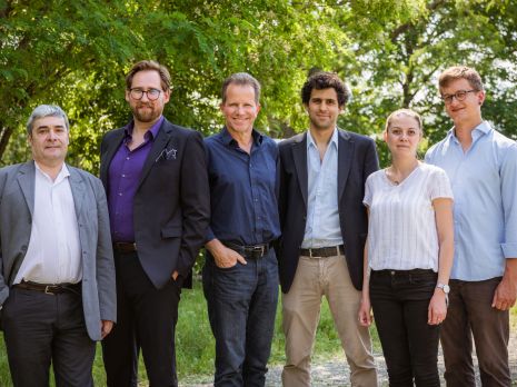 Mitarbeitende im PNKI-Studiengang vom Lehrstuhl Theoretische Philosophie